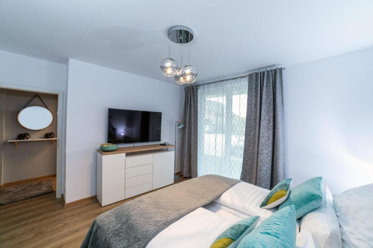 Ferienwohnung Apartament Luxury Miruna Rîşnov Exterior foto